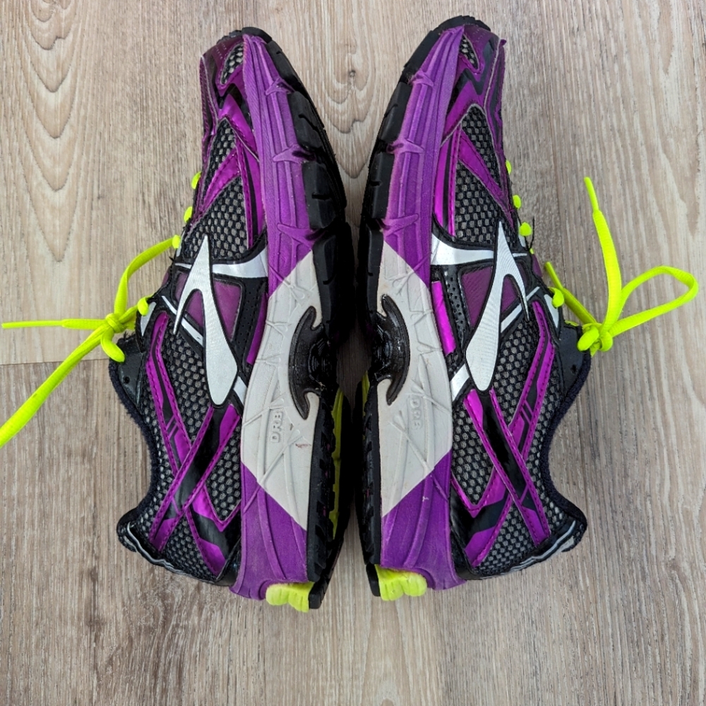 Neon yellow/ purple Brooks Ravenna running shoes